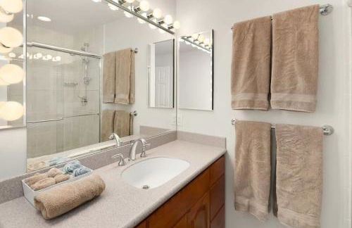 Family Retreat w Lake & Mt & City View Gym MI - Foto 39