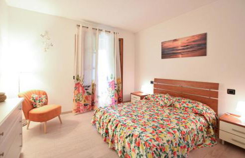 Cozy Apartment In Santa Maria A Monte - Foto 24