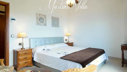 Martin 's Villa. House on the beach with pool - Foto 2