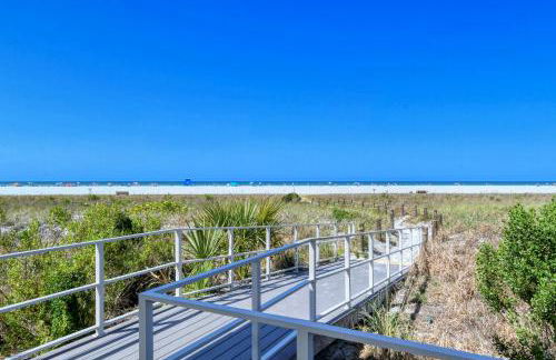 Two-Level, Heated Pool, Trolley to Beach & Village - Foto 61