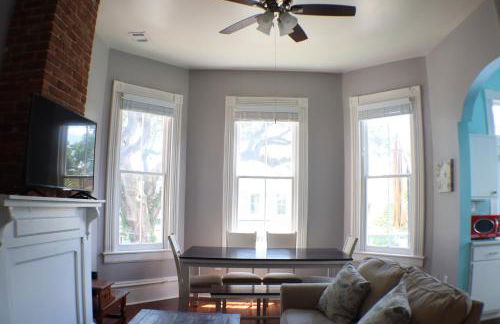 Victorian Home by Forsyth Park - Foto 30