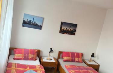 Grosses Haus bei München mit 4 Schlafzimmern für bis zu 10 Personen - Foto 2