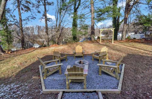 Cozy 4BR Retreat - Private backyard, Gazebo & Grill - Foto 4