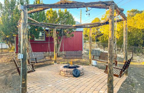 Hike, Bike and Play! Heber Haven with Deck and Yard - Foto 1