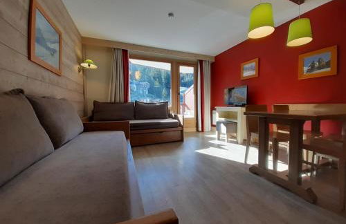 Appartement spacieux 5 pers, balcon sud, parking inclus - FR-1-513-82 - Foto 1