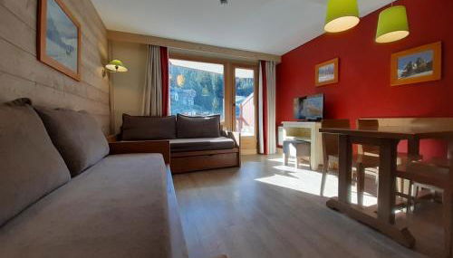 Appartement spacieux 5 pers, balcon sud, parking inclus - FR-1-513-82 - Foto 1