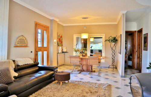 Villa con Piscina, Ac nelle 2 camere da letto, Palestra e vista su mare e monti - Foto 10