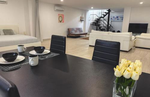 New - MiJa basement Loft Apartment steps from Beach - perfect for Sun and Sport Seekers - Foto 30