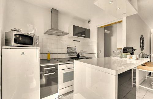 Le Montaigne - Climatisation, Parking Privé, Tramway et Airbus - Photo 7