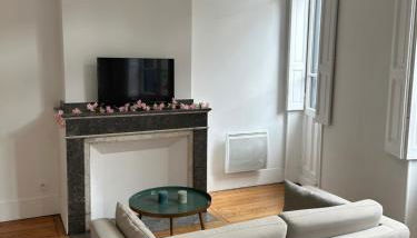 Le Toulousain 102 - Appartement Cosy en Hypercentre - Quartier Jeanne d'Arc - Foto 2