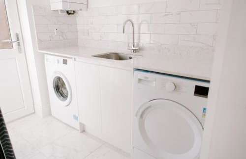 Apsley Way, 5 bed 4 bathroom house - Foto 11