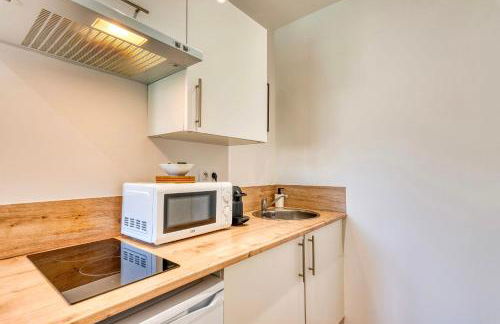 Le Basalte - Lumineux studio - parking privé - wifi - proche métro B - Foto 13