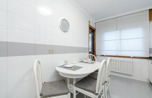 Encantador piso con parking by CABANA Rentals - Foto 8