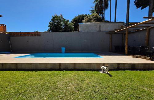 2 suítes e 2 quartos bairro tranquilo prox centro - Foto 45