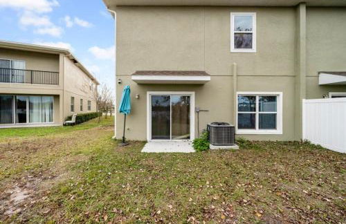 Comfortable 4 bedroom 4 bath Home Near Disney - Foto 44