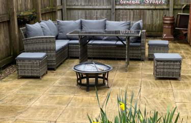 Belvedere House - Serene Countryside Escape - 4 Bedrooms Sleeps 8 - Photo 42