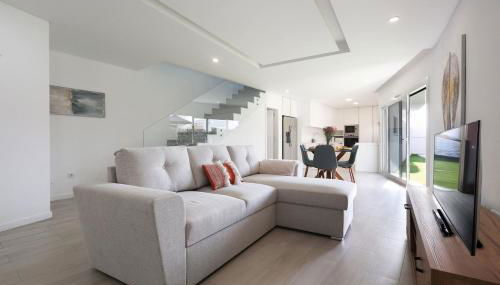 Casa de ferias com Piscina e Suite - Foto 1