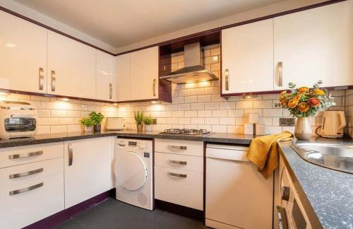 2BR Near Portobello & Musselburgh - Free Parking - Fast Wi-Fi - Foto 9