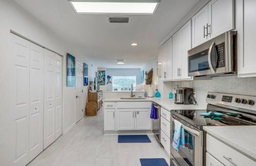 Fernandina Beach Townhome with Patio Walk to Beach! - Foto 10