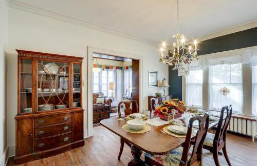 Historic Home Overlooking Central Riverside Park! - Foto 9