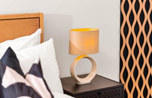 Luxury Apartment - Balcony - City Centre - Fast WiFi - Netflix 403D - Foto 18