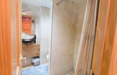 Home in Mount Pocono - Sauna & Lakefront - Foto 19