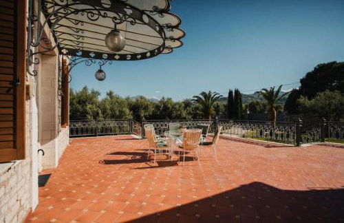 PanThea Stone Villa - Photo 6