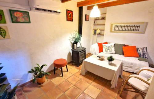 The Alicante Old Town artist workshop, Impressive rooftop, terrace with amazing city views and sea views, BBQ, Air conditioner, Wifi - Foto 49