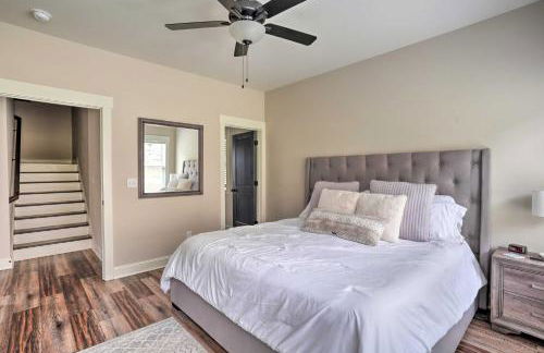 Scenic Mtn Retreat with Wooded Backyard and Fire Pit! - Foto 12