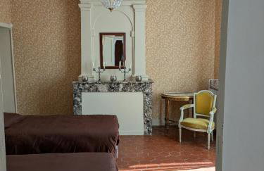 Le Domaine du Soulier -Gîte et chambres d'hôtes - La Maison du Gardien - Foto 15