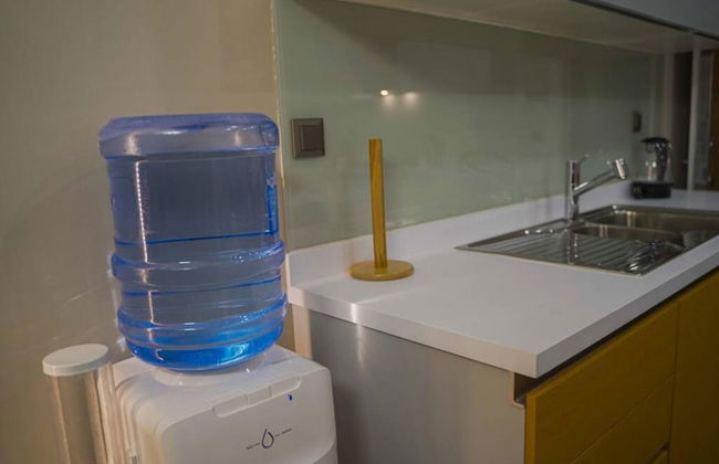 Exclusive Spacious 2 1 Apartment 2 Bathrooms - Core Living - Photo 10