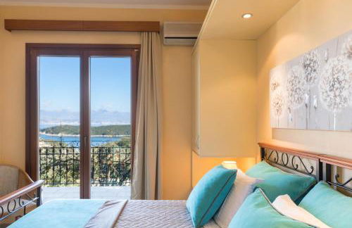 Triade IONICA Villas by Rodostamo Collection - Photo 22