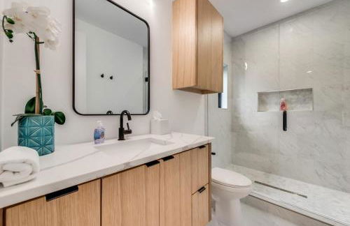 Mod Squad - Photo 68