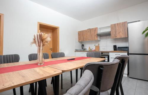 Serviceroom24 - Apartment 3 in Recklinghausen WLAN - Smart-TV - 24-7 Check-in und Küche - Foto 17