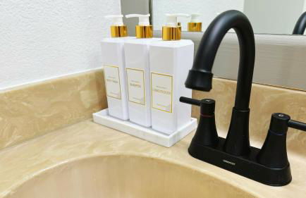 Relax Modern 3BR 2Bath - NW Austin, Sleeps 10 - Photo 20