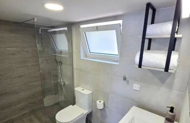 Thalasson Beach House - Photo 18