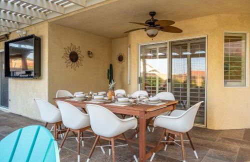 Coachella Chill: Luxury 4BR/4King Paradise Retreat - Foto 67