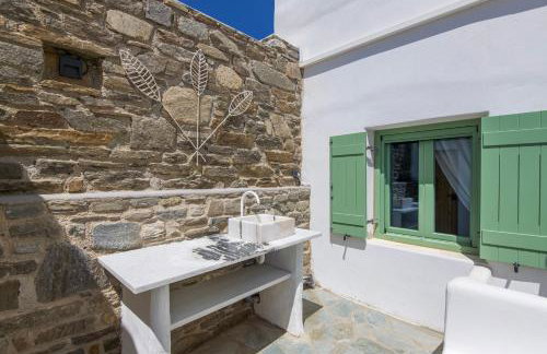 Lefkes View Villa - Photo 14