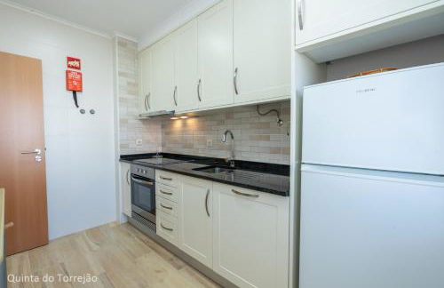 Renovated Algarve Apartments with Pool - Foto 43