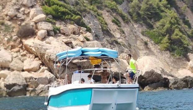 Navegando por la costa de Jávea