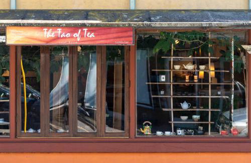 Stay Portland - Modern Portland Studio - Food Carts & Local Shops - Photo 23