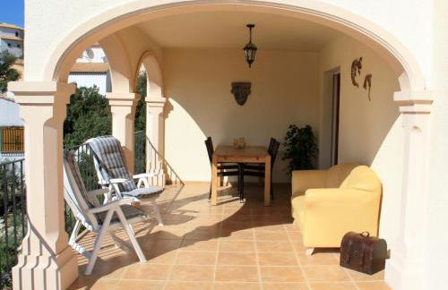 Peaceful Villa with Private Pool - Foto 23