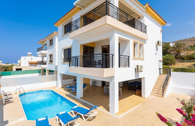 Villa Serena in Pomos - Foto 53