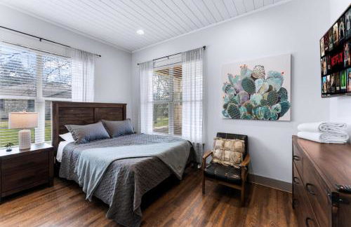 River Hotel Groups Main Street Games Firepit - Photo 37