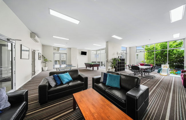 Bay View Villas - Photo 3