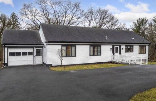 3BR/2BA Lakehouse 10 min to town - Foto 20