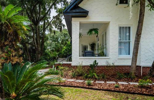 Newly Reno'd Historic Mansion 1 Mile to UF & DT - Photo 57