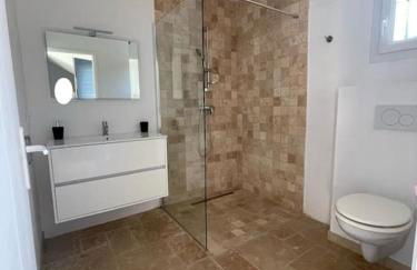 Beautiful Villa with pool! - Photo 14