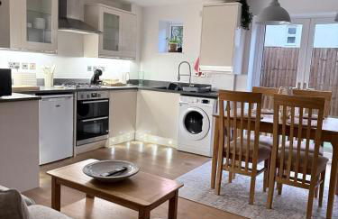 Market Town Hideaway - Photo 1