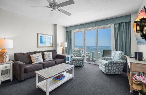 Breath Taking 3 BR Direct Oceanfront Condo with Private Balcony at The Wyndham Ocean Walk Resort - Foto 26